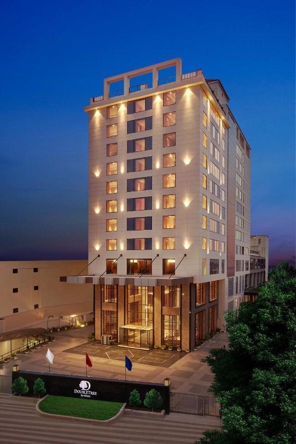 Doubletree By Hilton Varanasi Esterno foto